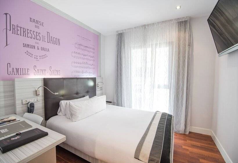 Номер Стандарт, Petit Palace Boqueria Garden