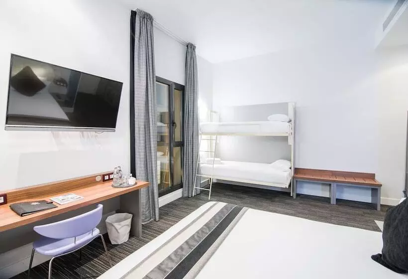 Superior Quadruple Room