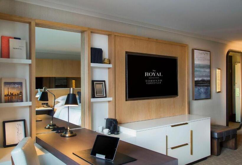 キングサイズベッドのデラックスルーム, The Yorkville Royal Sonesta Hotel Toronto