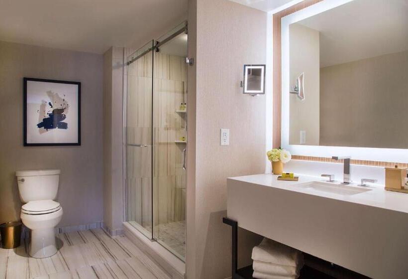 キングサイズベッドのエクゼクティブ, The Yorkville Royal Sonesta Hotel Toronto