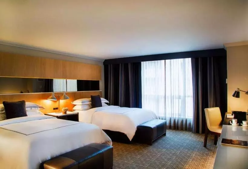 Standard-studio, The Yorkville Royal Sonesta Hotel Toronto