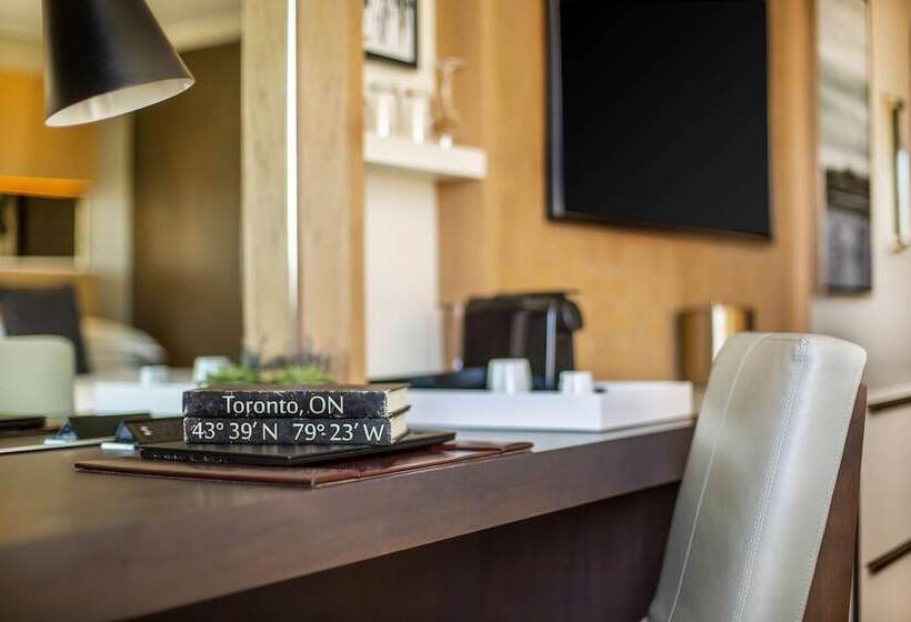 デラックスルーム, The Yorkville Royal Sonesta Hotel Toronto