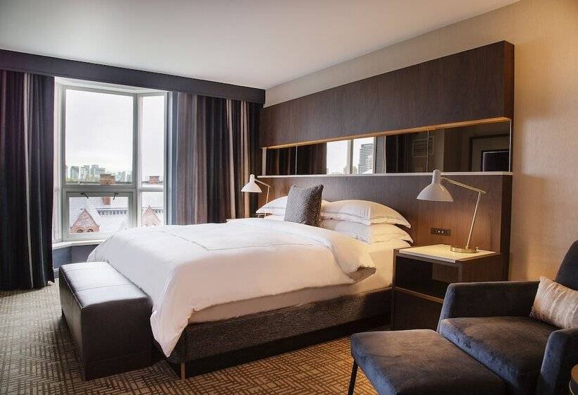 デラックスルーム, The Yorkville Royal Sonesta Hotel Toronto