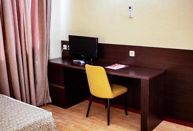 اتاق استاندارد یک نفره, Tudancaaranda Aranda II