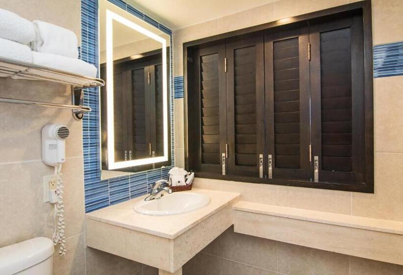 اتاق استاندارد با تخت بزرگ, Windward Passage