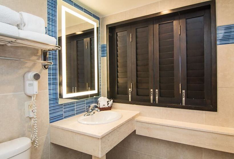 اتاق استاندارد با 2 تخت دوبل, Windward Passage