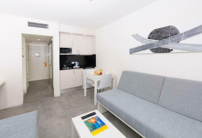 استودیوی پریمیوم, Hsm Lago Park