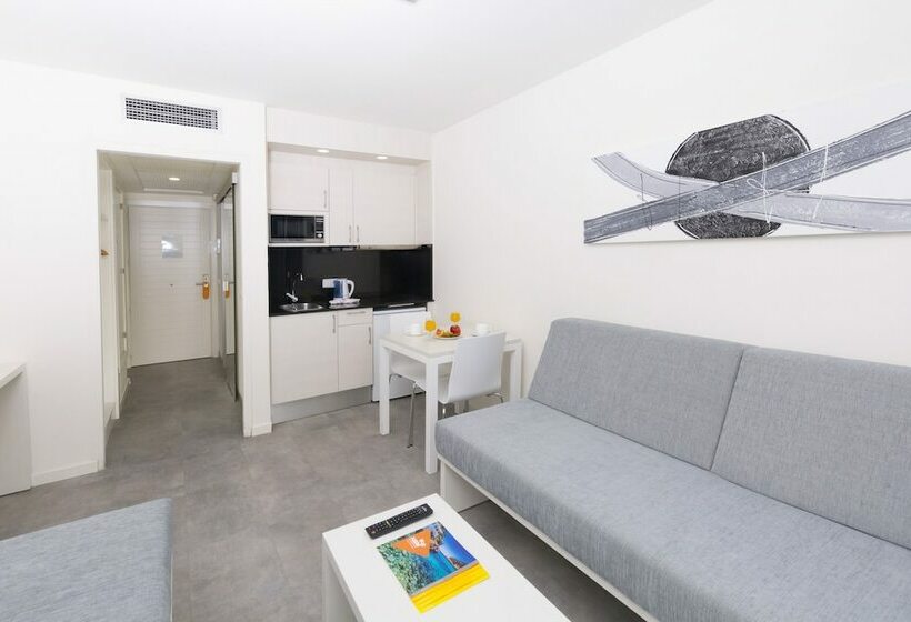 استودیوی پریمیوم, Hsm Lago Park