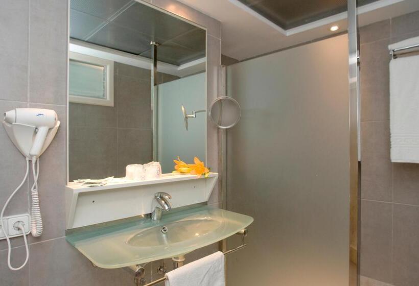 استودیوی پریمیوم, Hsm Lago Park