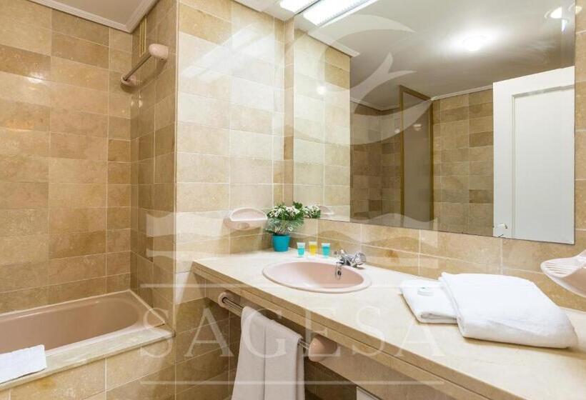 침실 3개 아파트, Jardines De Las Golondrinas