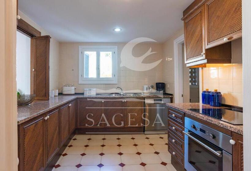 Superior 2-bedroom flat with sea view, Jardines De Las Golondrinas