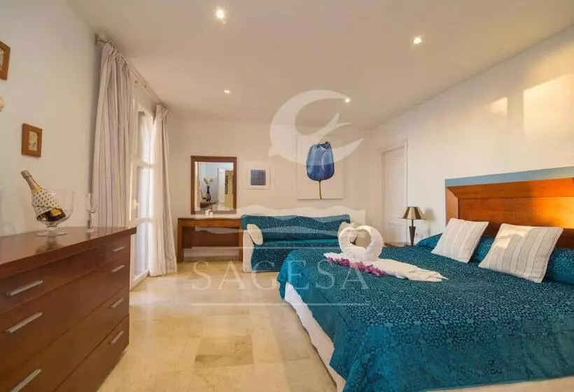 آپارتمان 3 خوابه با چشمانداز دریا, Jardines De Las Golondrinas