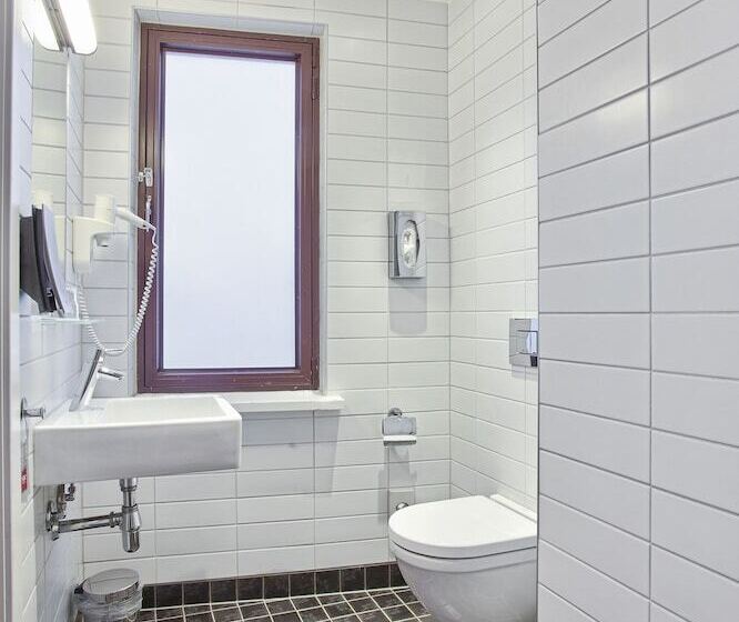 اتاق استاندارد یک نفره, Thon Hotel Slottsparken