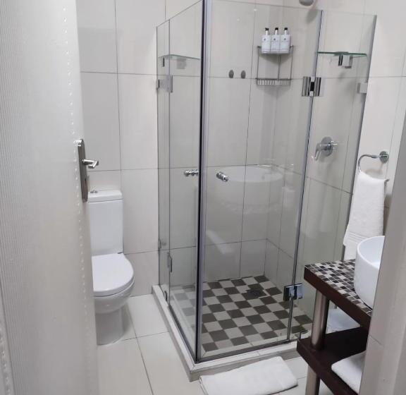 סוויטת סופריור, African Oceans Manor On The Beach