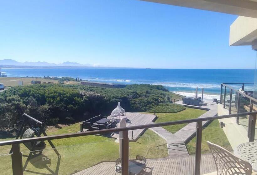 חדר סופריור, African Oceans Manor On The Beach