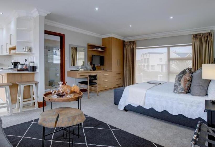 סוויטה דלוקס, African Oceans Manor On The Beach