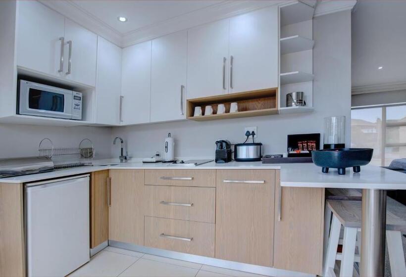 סוויטה דלוקס, African Oceans Manor On The Beach