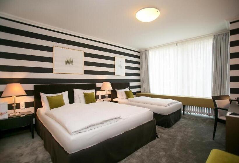 Номер Стандарт Трехместный, Ambra