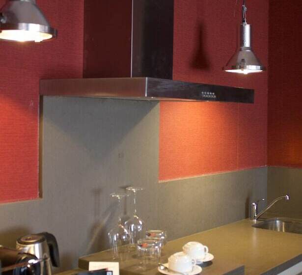 جناح غرفتين نوم, Balcón De La Cuesta