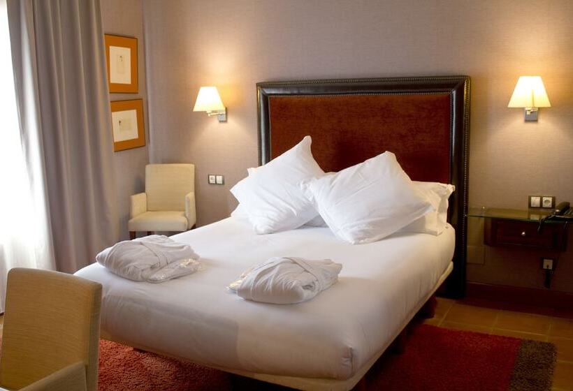 جناح غرفتين نوم, Balcón De La Cuesta