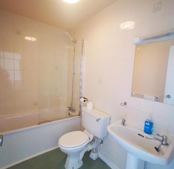 غرفة قياسية, Dreadnought