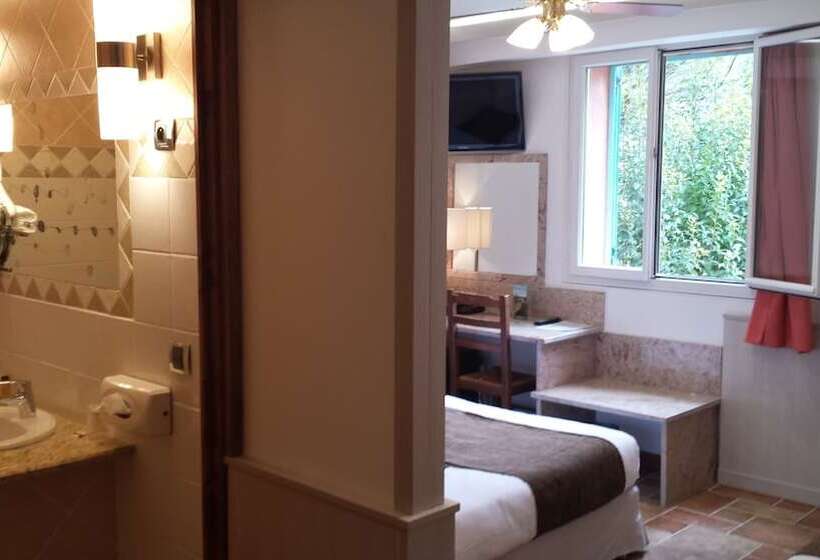 스탠다드 룸, Les Jardins De La Glaciere