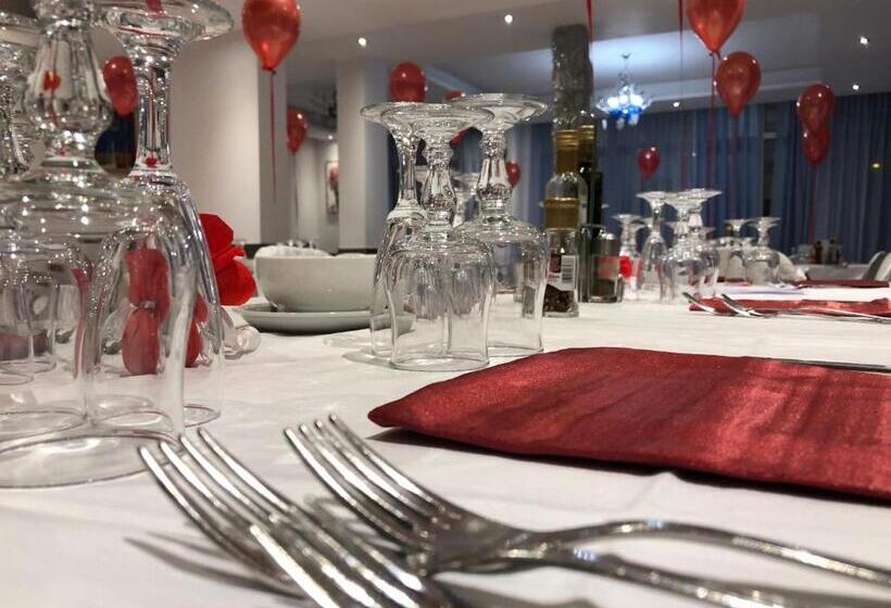 이코노미 트리플 룸, Margherita