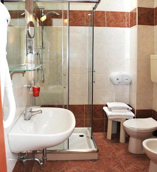 이코노이 4인룸, Margherita