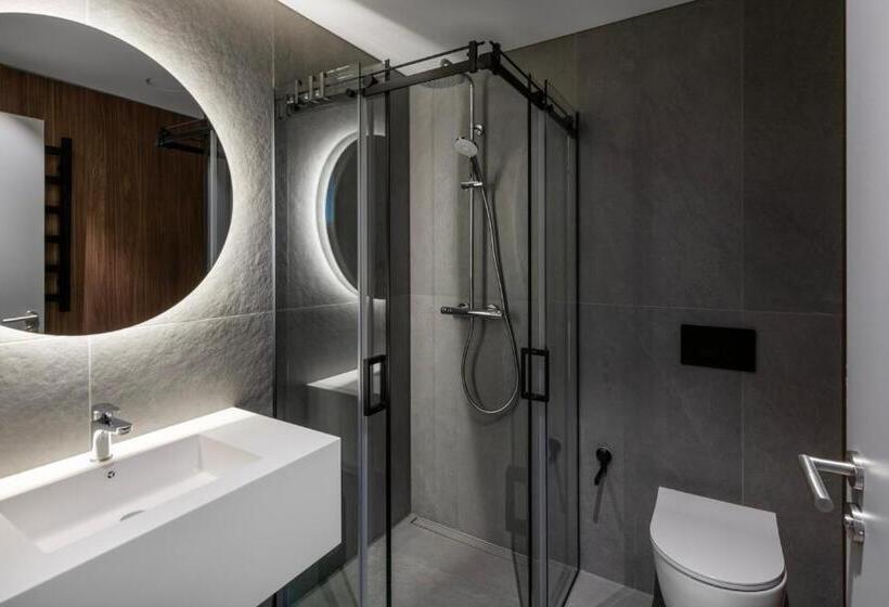 اتاق استاندارد, Pan Tadeusz