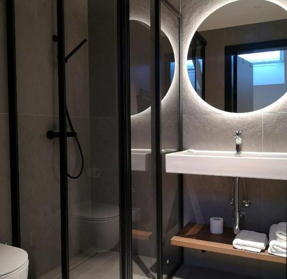 اتاق پنت هاوس, Pan Tadeusz