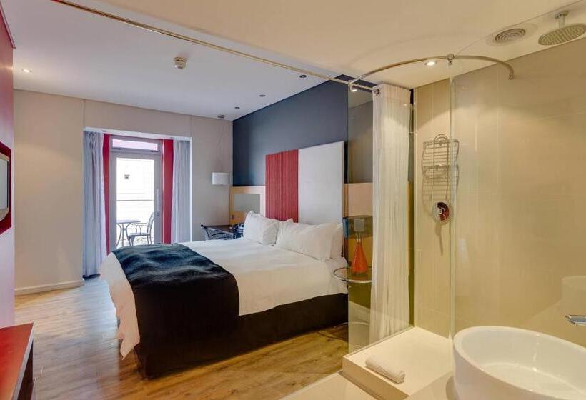 חדר סטנדרט עם מרפסת, Protea Hotel Fire & Ice By Marriott Cape Town