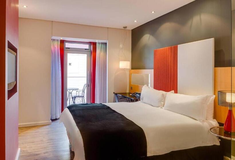 חדר סטנדרט עם מרפסת, Protea Hotel Fire & Ice By Marriott Cape Town