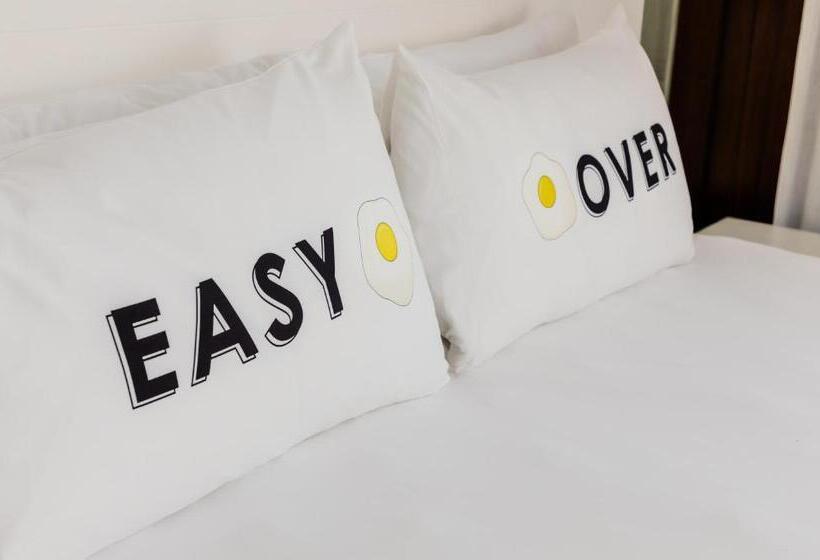 חדר סטנדרט נוף להרים, Protea Hotel Fire & Ice By Marriott Cape Town