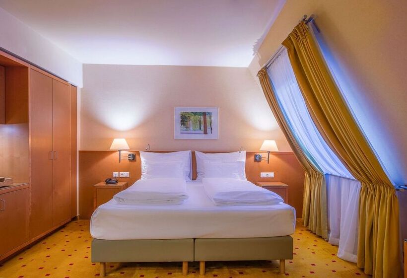 家庭间, Quality Hotel Vienna