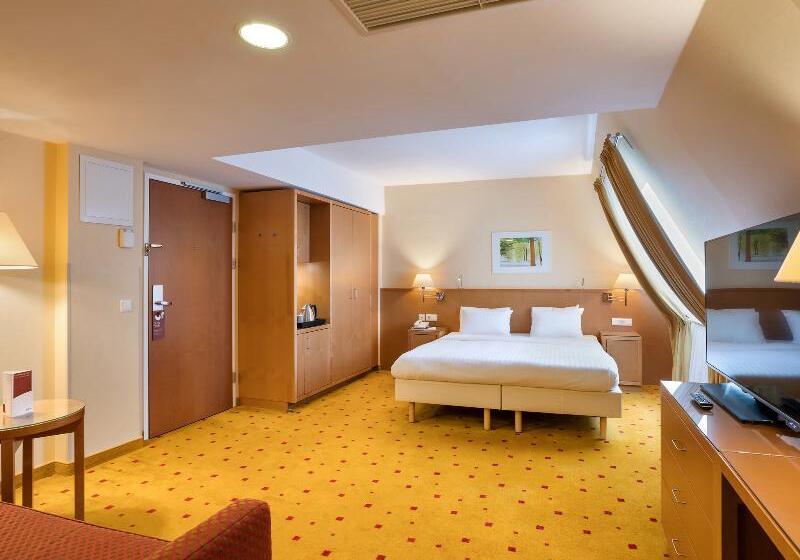 اتاق خانوادگی, Quality Hotel Vienna