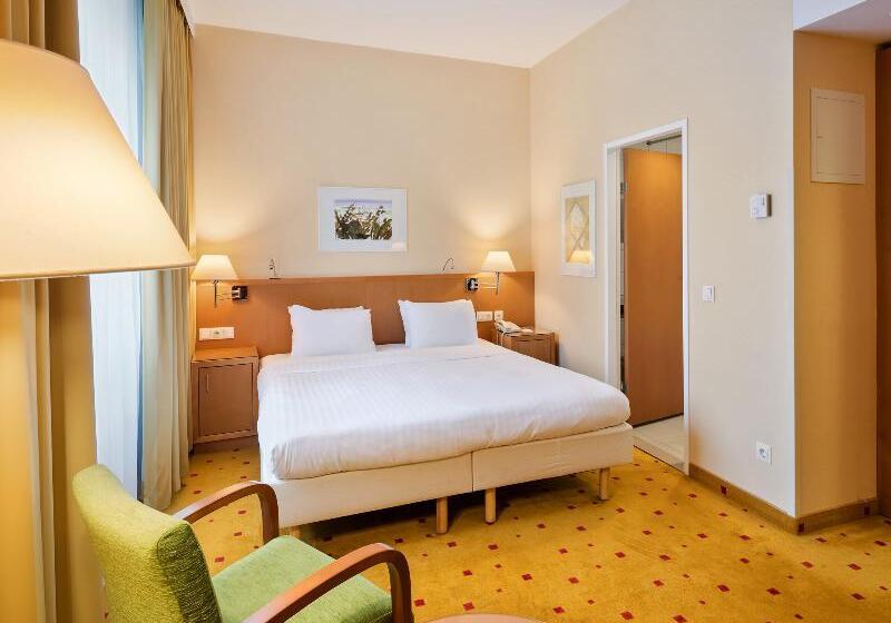 اتاق اجرایی, Quality Hotel Vienna