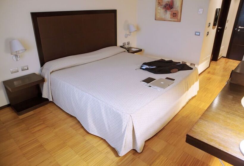 スタンダードルーム, Real Fini Baia Del Re