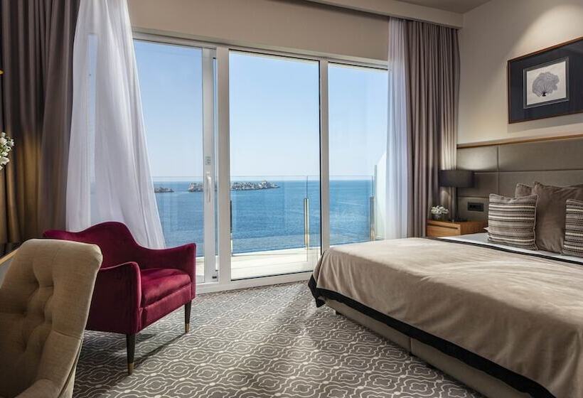 Habitación Deluxe Vista Mar con Balcón, Royal Ariston