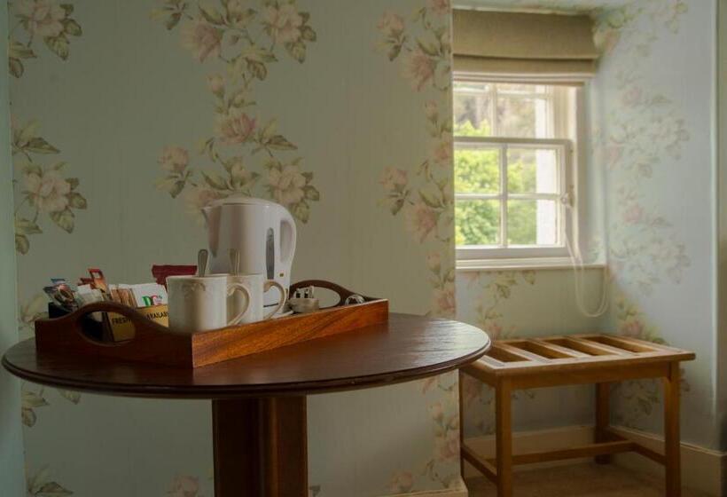 Номер Стандарт, The Tongue