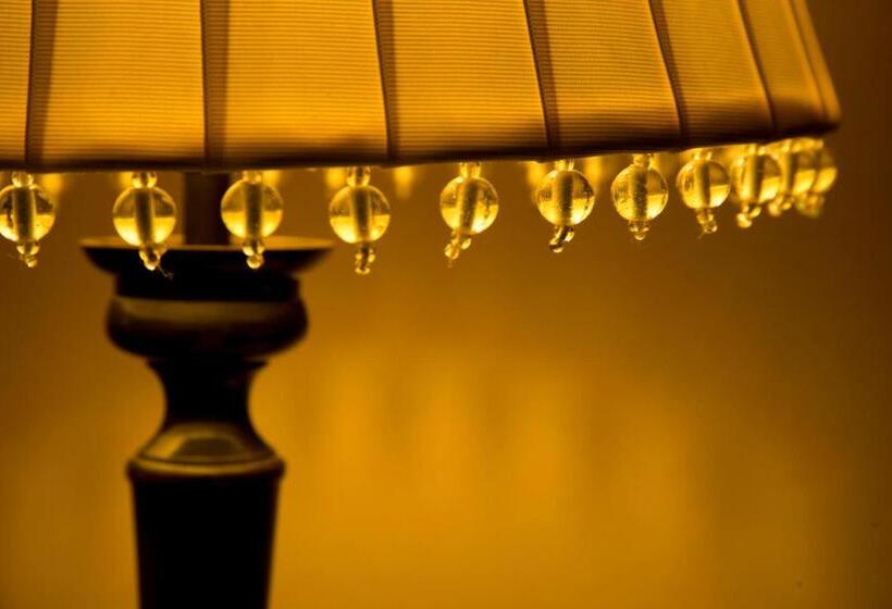 Стандартный Номер Кровать Кинг, The Tongue