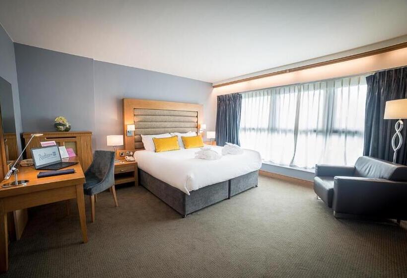 발코니가 있는 스위트, Radisson Blu Hotel & Spa, Little Island Cork