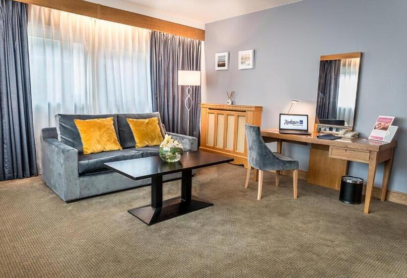 발코니가 있는 스위트, Radisson Blu Hotel & Spa, Little Island Cork