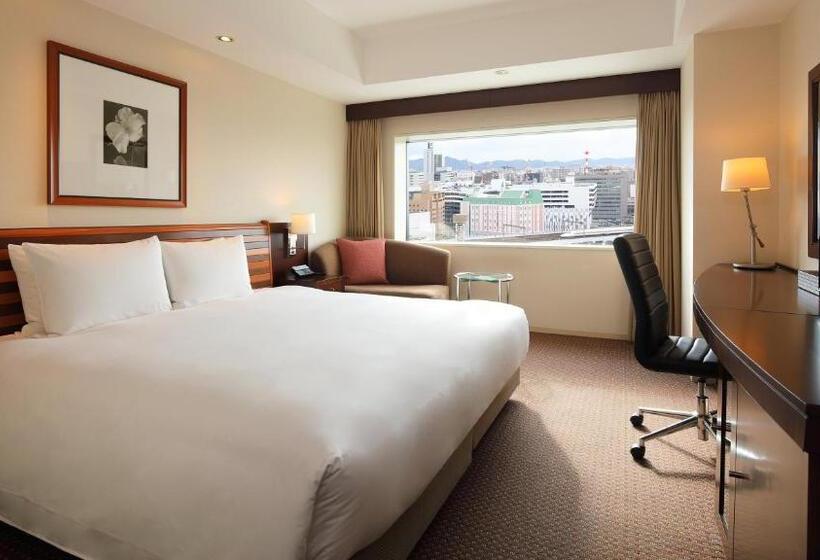 Номер Deluxe, Ana Crowne Plaza Okayama, An Ihg