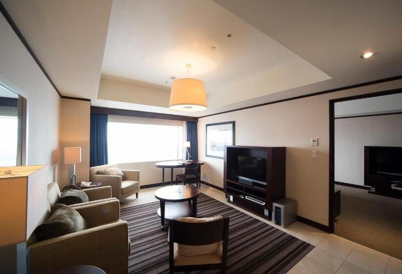 סוויטת ג'וניור, Ana Crowne Plaza Okayama, An Ihg