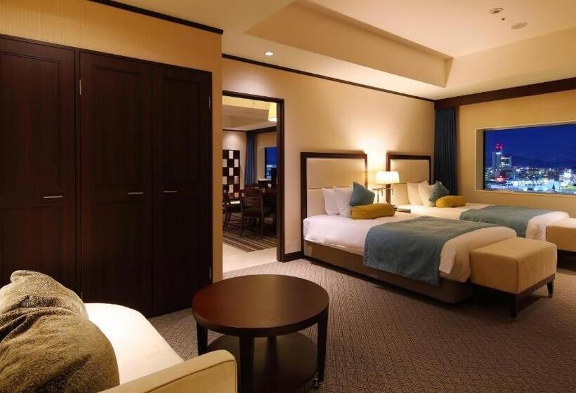 סוויטה נשיאותית, Ana Crowne Plaza Okayama, An Ihg