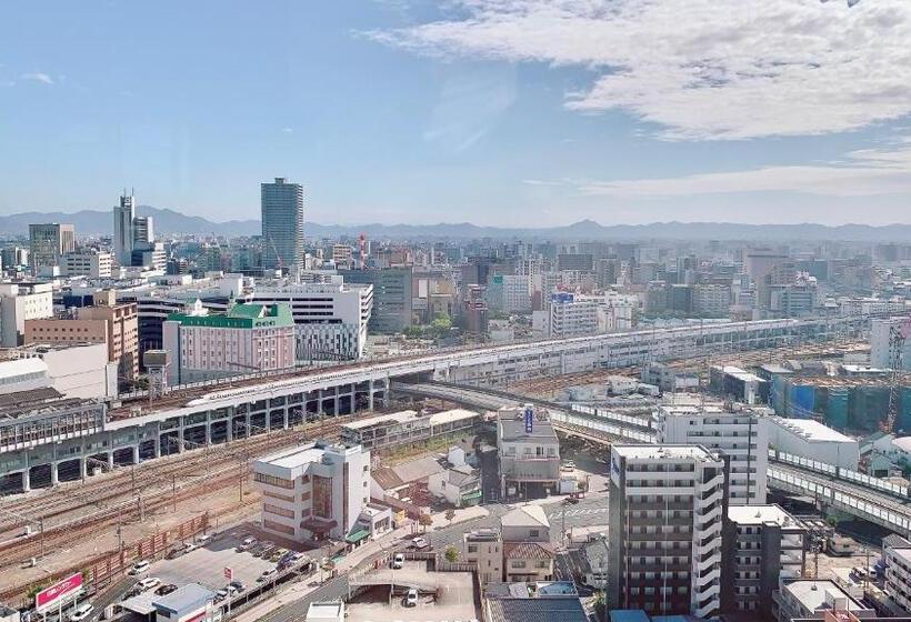 סוויטה נשיאותית, Ana Crowne Plaza Okayama, An Ihg