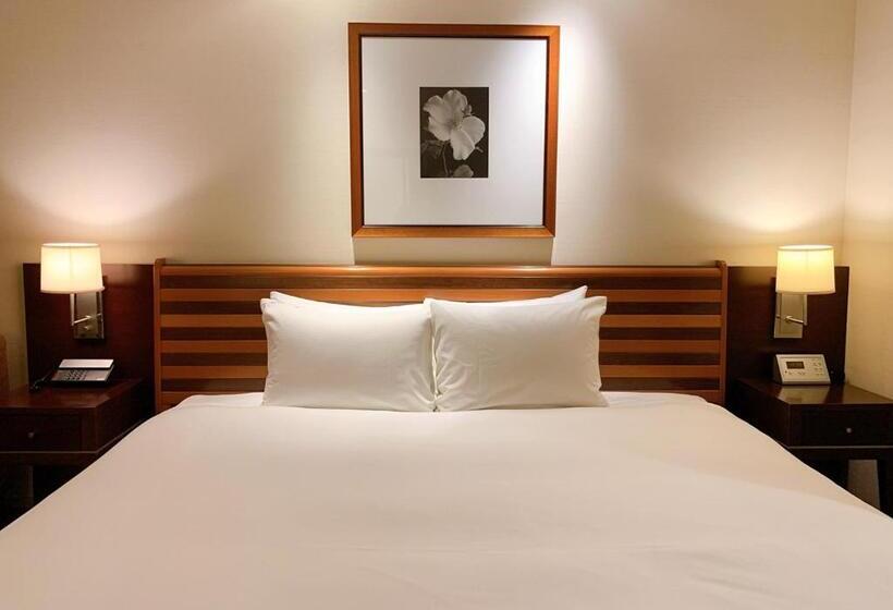 Номер Deluxe, Ana Crowne Plaza Okayama, An Ihg