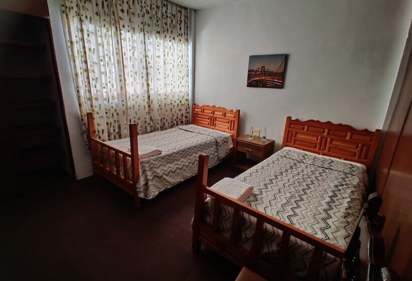 2ダブルベッドのスタンダードルーム, Aristos Express Huejotzingo