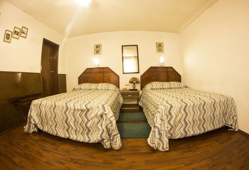 2ダブルベッドのスタンダードルーム, Aristos Express Huejotzingo