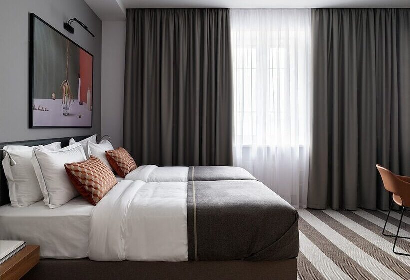 اتاق سوپریور, B.60